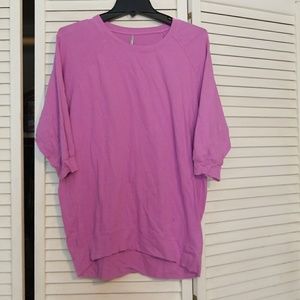 Quarter sleeve shirt